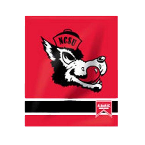 NC State Wolfpack Red Slobbering Wolf Garden Flag