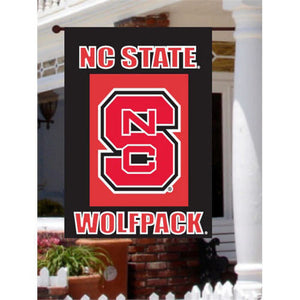 NC State Wolfpack 30" X 40" Banner